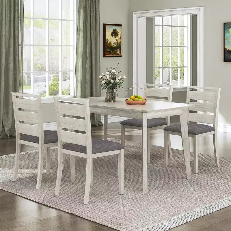 Set da tavolo da pranzo in stile rustico di 5 pezzi, tavolo in legno di gomma e 4 sedie da pranzo imbottite, grigio