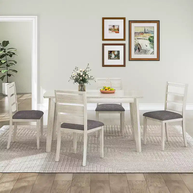 Set da tavolo da pranzo in stile rustico di 5 pezzi, tavolo in legno di gomma e 4 sedie da pranzo imbottite, grigio