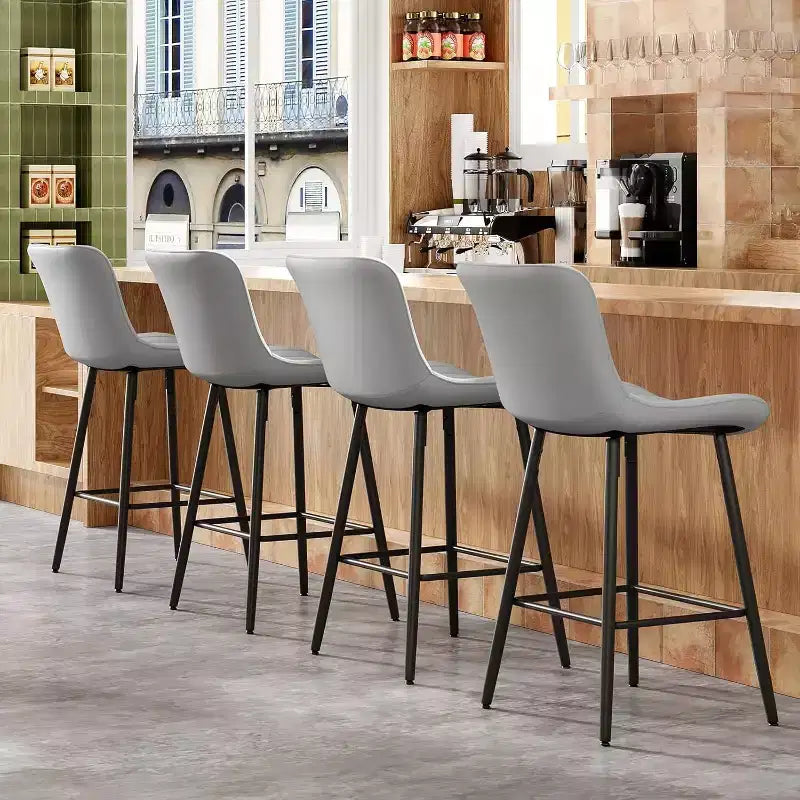 Sgabelli da bar in pelle marrone all'altezza del bancone, set di 2 sgabelli moderni da bancone per sala da pranzo e isole da cucina