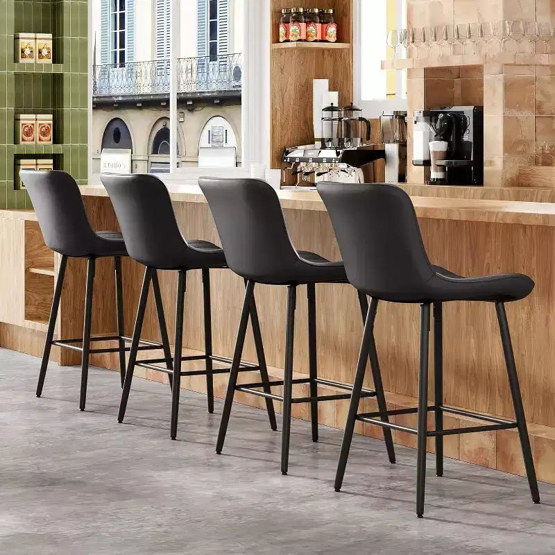 Sgabelli da bar in pelle marrone all'altezza del bancone, set di 2 sgabelli moderni da bancone per sala da pranzo e isole da cucina